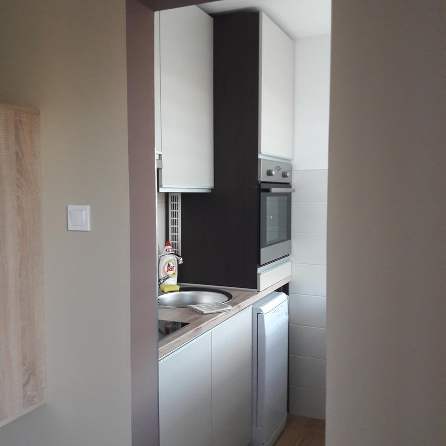 Studio 18 Apartman 커진츠버르치커 외부 사진