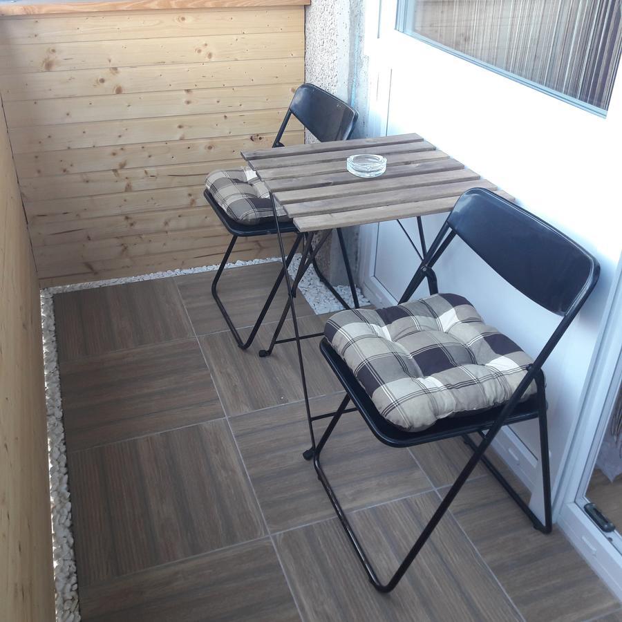 Studio 18 Apartman 커진츠버르치커 외부 사진