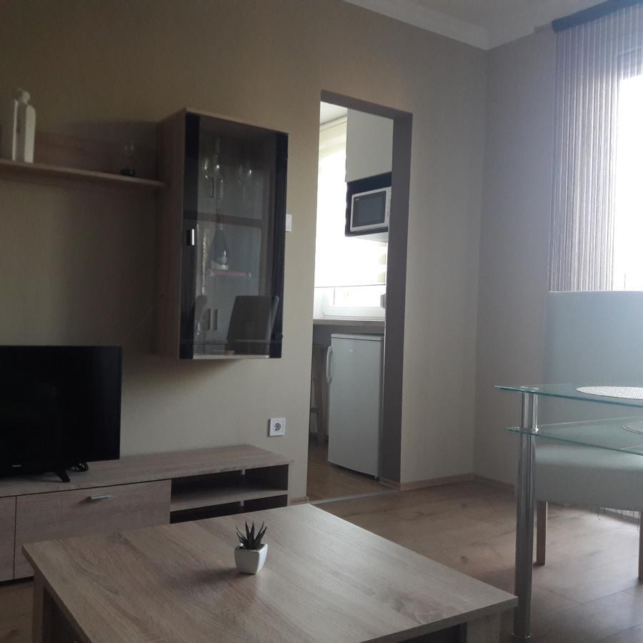 Studio 18 Apartman 커진츠버르치커 외부 사진